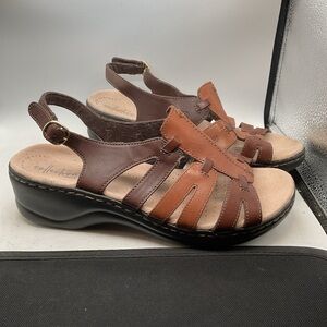 Collection By Clark’s - Brown and Tan Open Toe Strappy Women's Sandals - Sz 10XW
